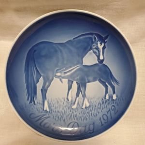 Royal Copenhagen Bing and Grondahl Mother's Day 1972 6" Wall Plate Horse Colt